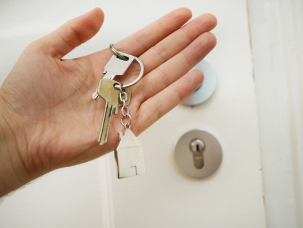 https://KristinM.StopRentingStartOwning.net